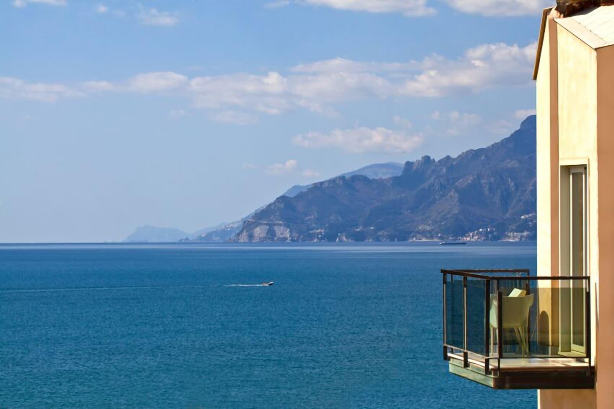 Mediterranea & Convention Center Hotel