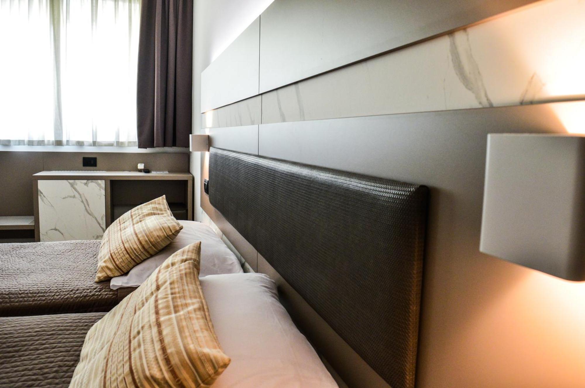 Hotel Mediterranea Hotel&convention Center 4*