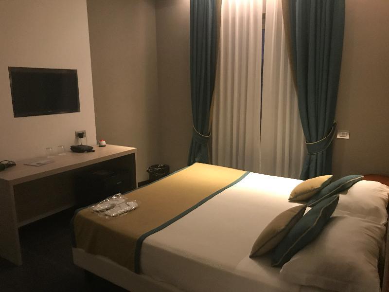Mediterranea Hotel&convention Center Hotel 4*